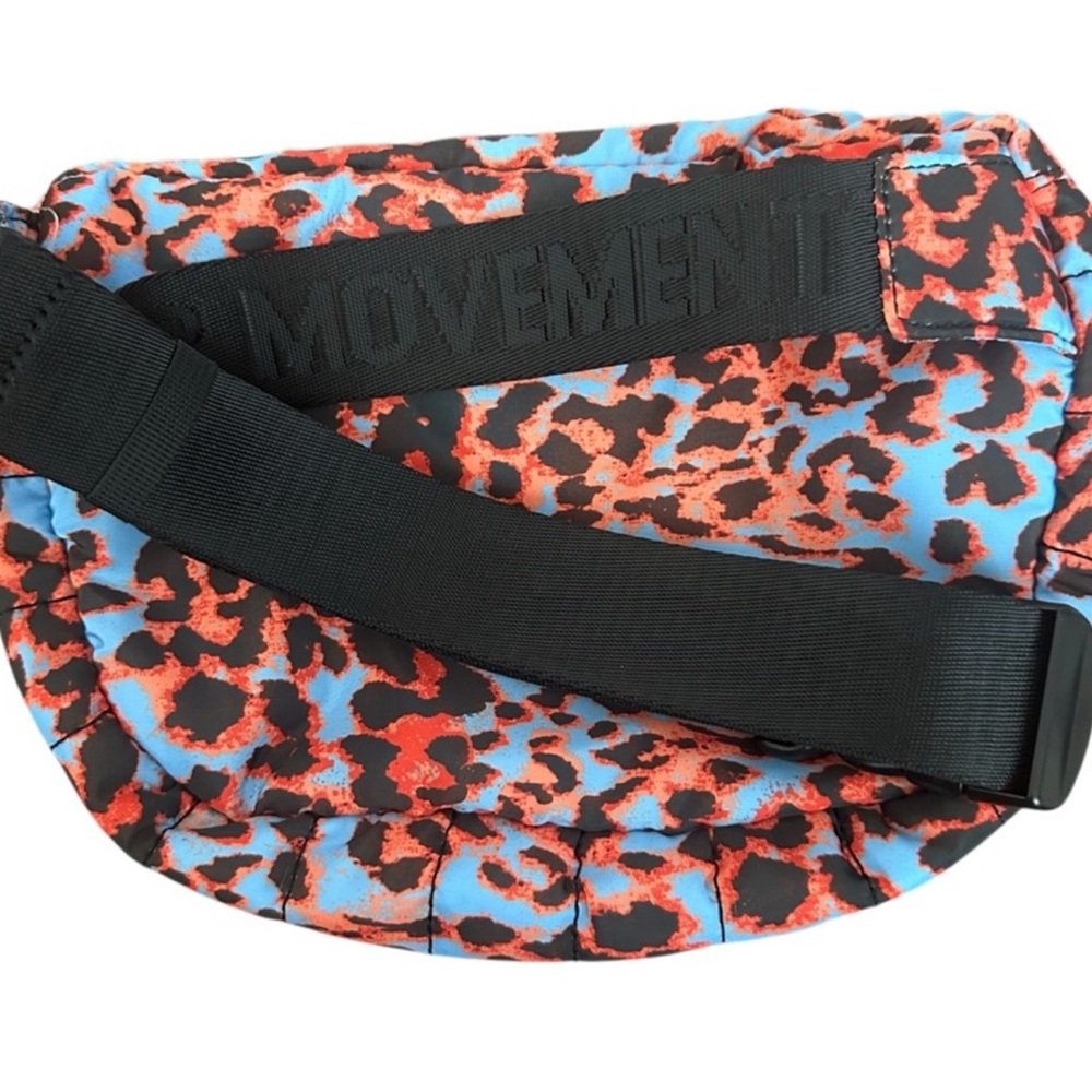 FREE PEOPLE MOVEMENT QUILTED PRINT SLING BELT BAG NWT - Picture 8 of 10